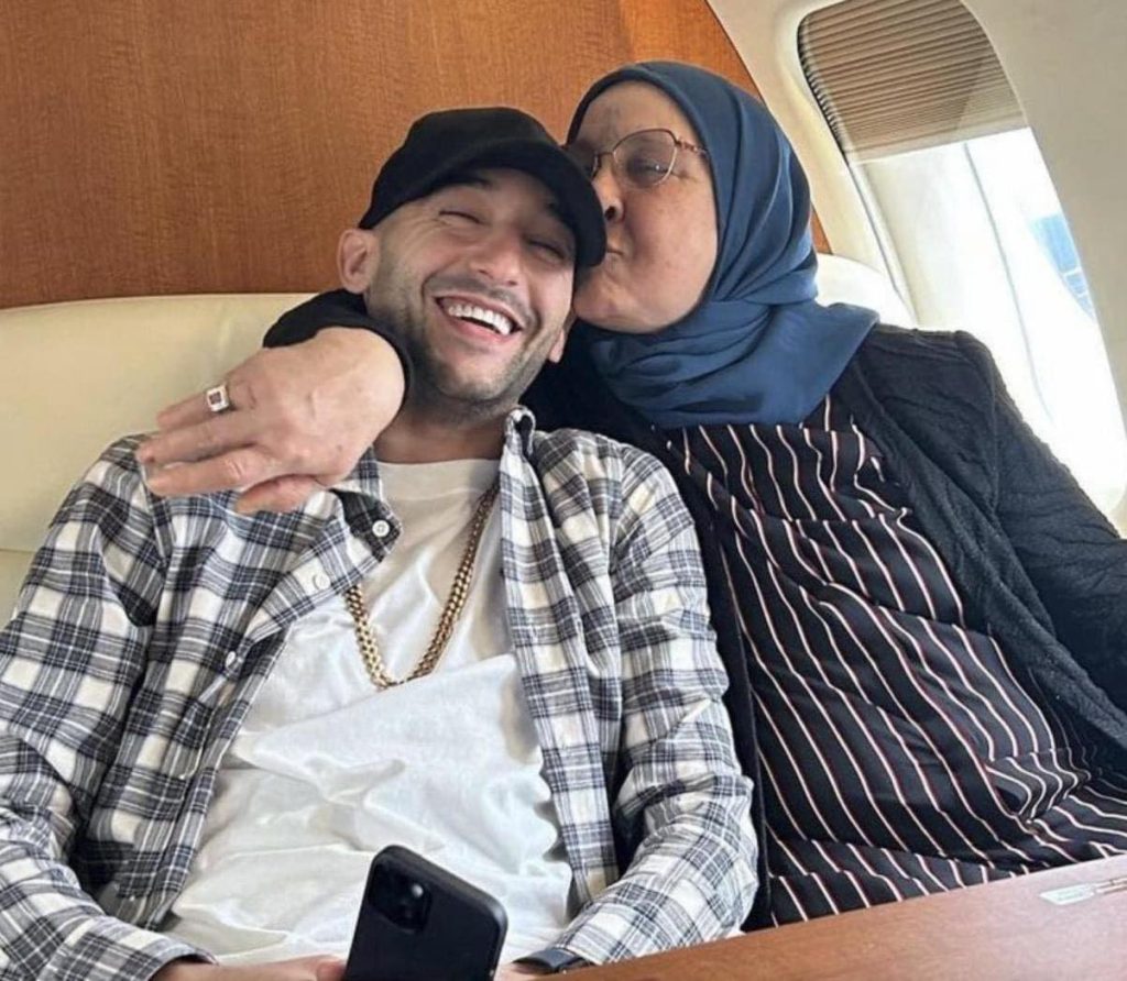 الموت يفجع الدولي المغربي حكيم زياش والوداد يعزيه