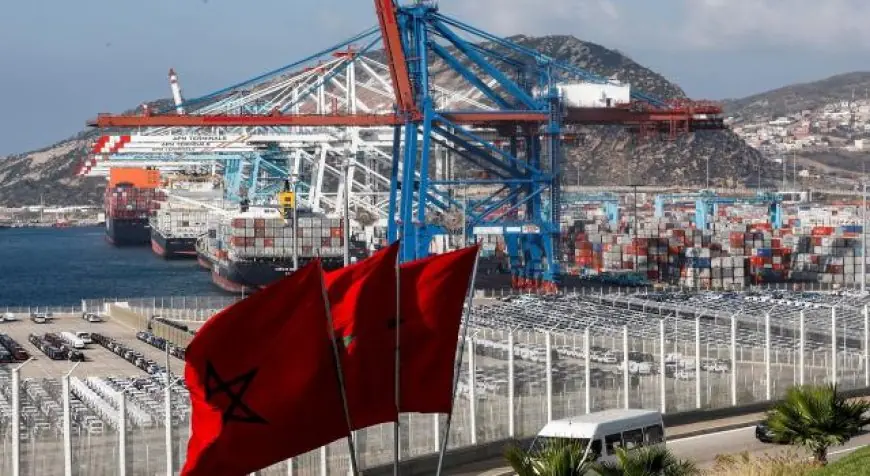 انتعاش في الخدمات وتفاؤل حذر في تجارة الجملة… مؤشرات إيجابية لاقتصاد المغرب نهاية 2025