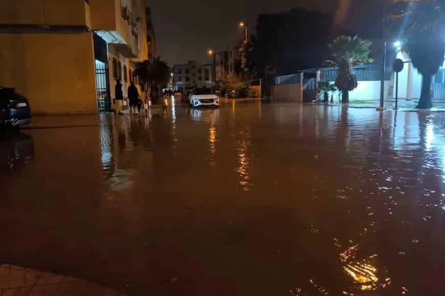 فيضانات مفاجئة تغرق حيا بسلا وتعيد أزمة الصرف الصحي إلى الواجهة