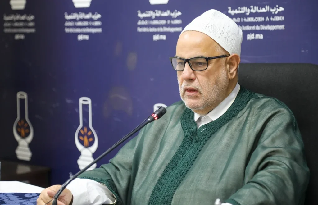 بنكيران يفضح السياسيين و أوجه الفساد وهذا ما قال عن أخنوش