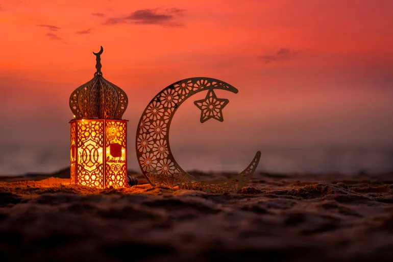 غدا الخميس غرة رمضان 1447 بالمغرب.. المملكة تستقبل شهر الصيام برؤية موحدة