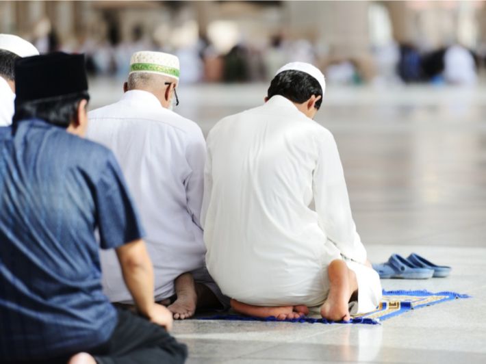 هل يصح صيام تارك الصلاة خلال شهر رمضان؟