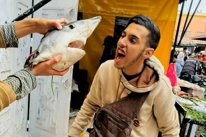 حبس موقوف التنفيذ وغرامة مالية على “مول الحوت” بتهمة التشهير