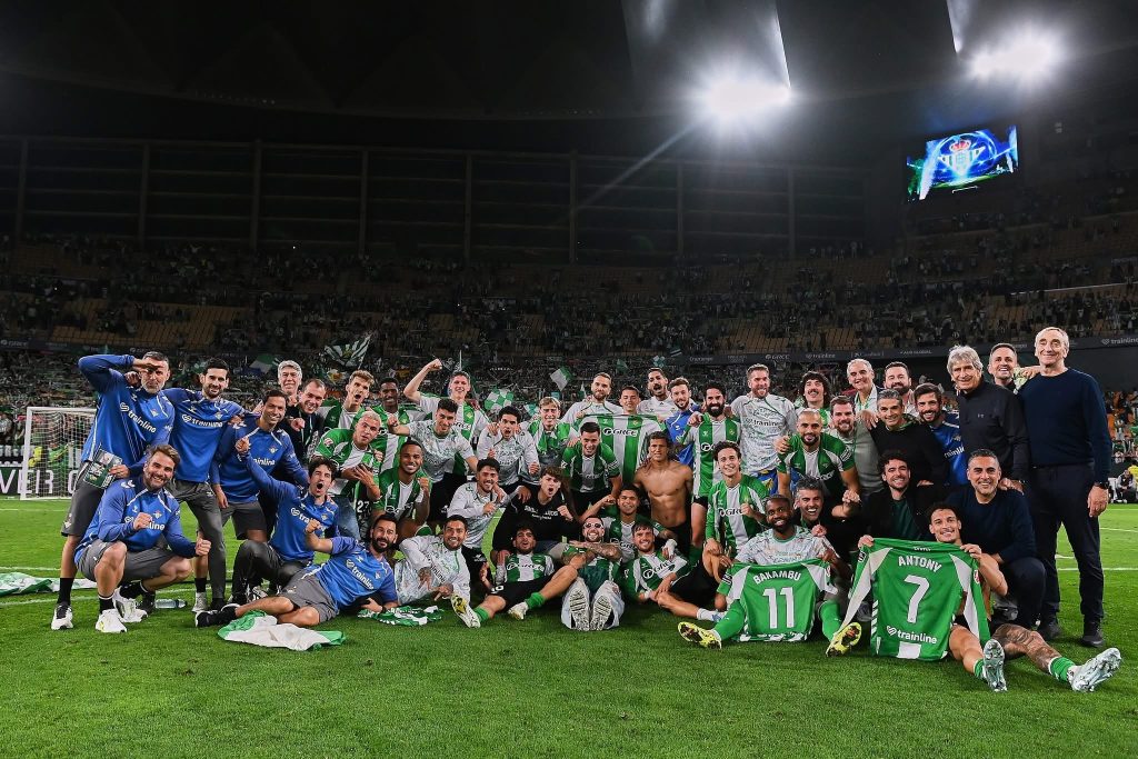 ريال بيتيس يعود إلى دوري أبطال أوروبا بعد غياب 21 عاما