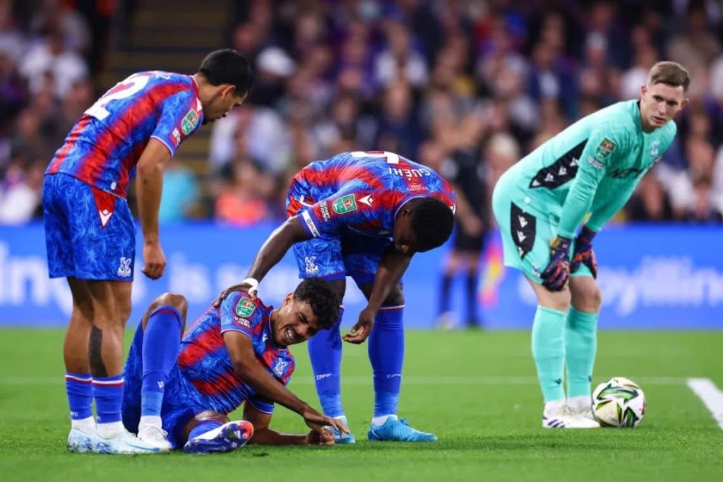 قلق داخل المنتخب المغربي بعد إصابة جديدة لشادي رياض