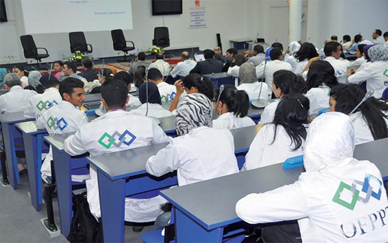بدء صرف الدفعة الثالثة من إعانات التكوين المهني لدعم آلاف المتدربين
