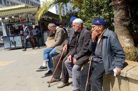 أزمة المعاشات بالمغرب: دعوات نقابية لإنقاذ المتقاعدين من الفقر