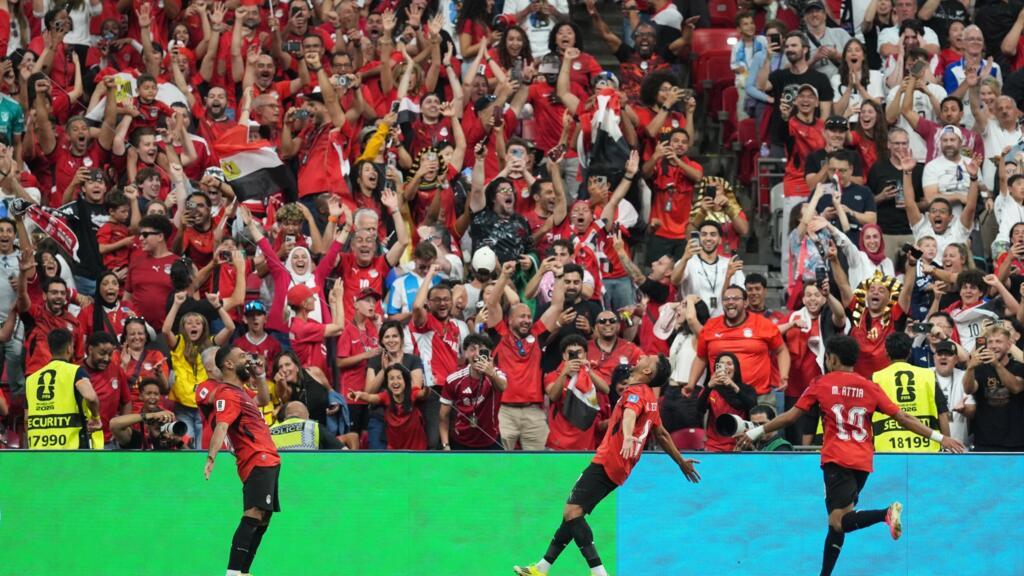 الفراعنة يكسرون عقدة كأس العالم بثلاثية في شباك نيوزيلندا