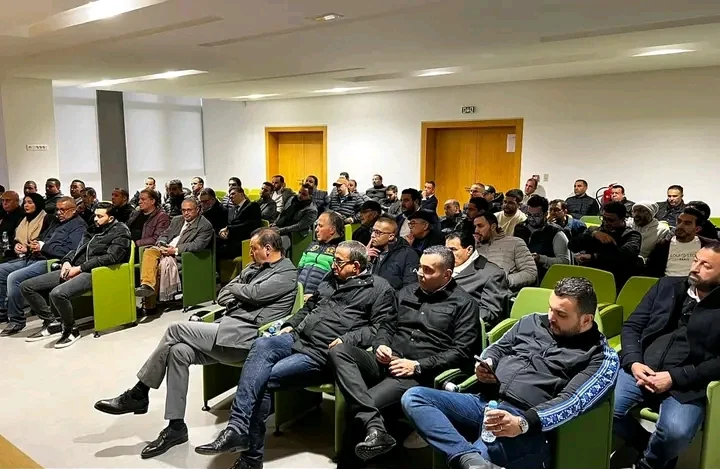 منخرطو الرجاء يوجهون إنذارا نهائيا: تقييم شامل ومحاسبة حتمية