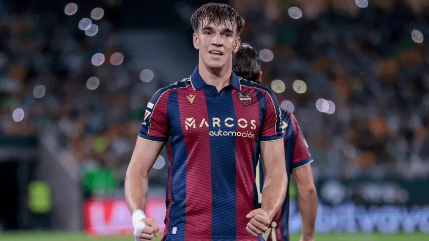 ريال مدريد يقتنص الموهبة الصاعدة كارلوس إسبي في اللحظات الحاسمة