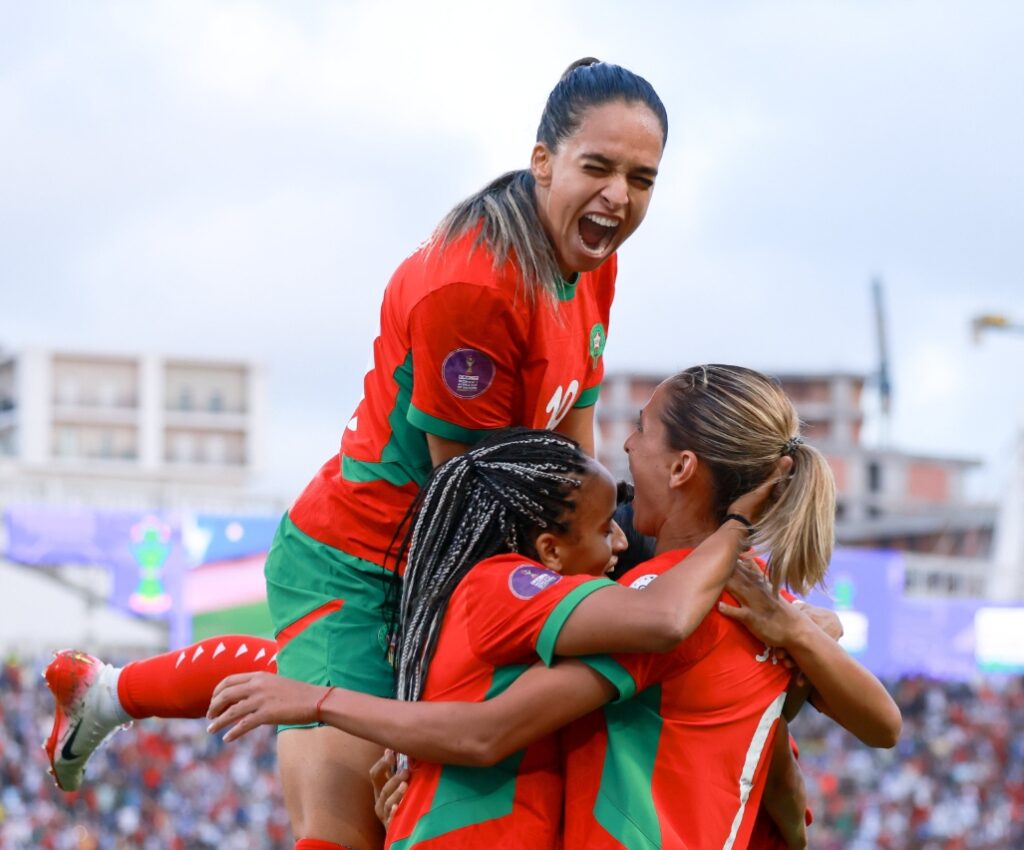 لبؤات الأطلس تسعى لتأكيد هيمنتها أمام السنغال في كأس إفريقيا
