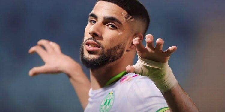 بعد تعثر عودته للرجاء.. موهوب يخوض تجربة جديدة في الدوري الإماراتي