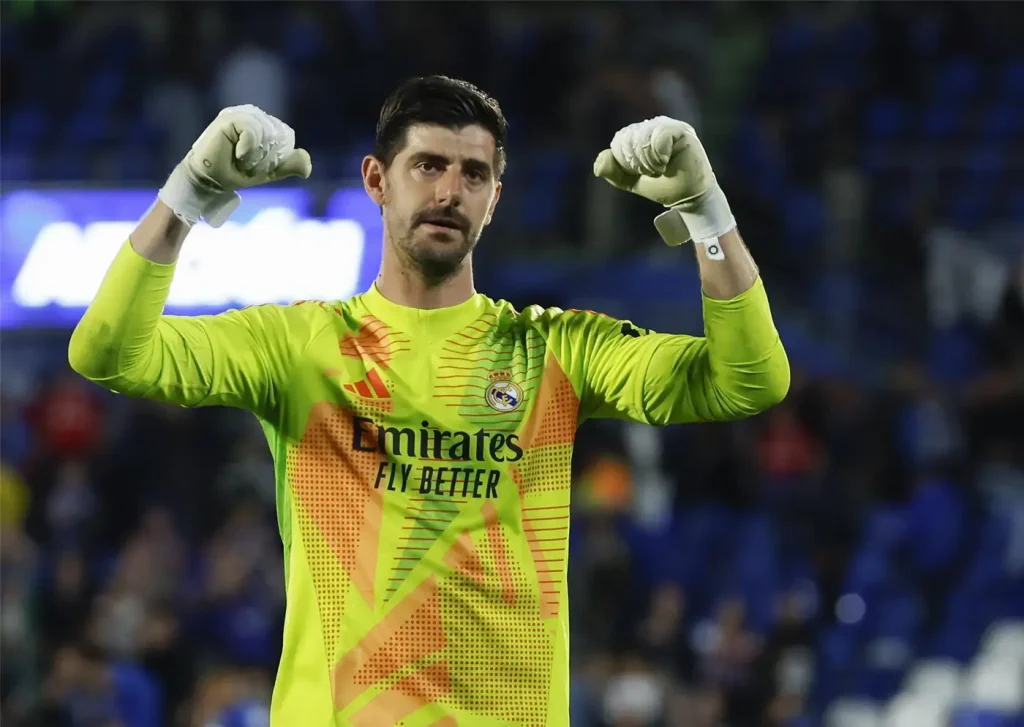 بعد غياب.. كورتوا يستأنف التحضيرات مع ريال مدريد