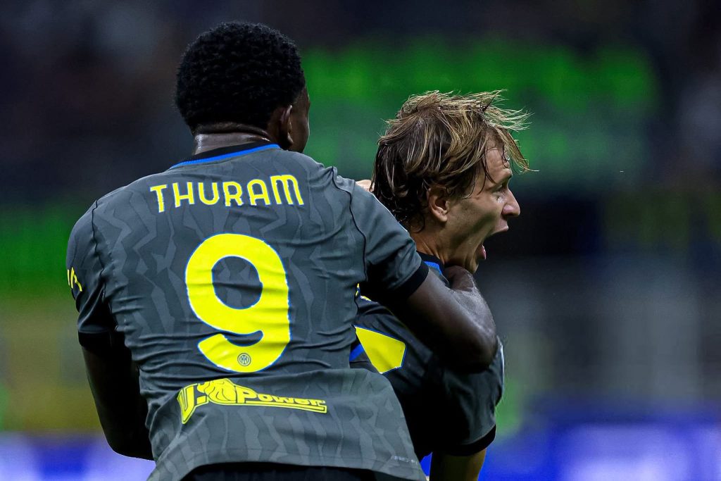 إنتر يقلب تأخره إلى فوز مثير على أودينيزي 5-3 في الدوري الإيطالي
