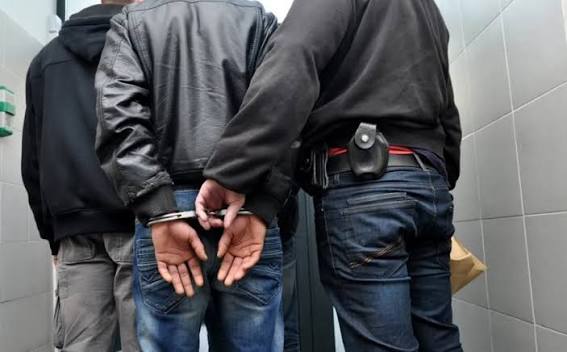 أمن فاس يوقف 5 أشخاص لتورطهم في ترويج الكوكايين