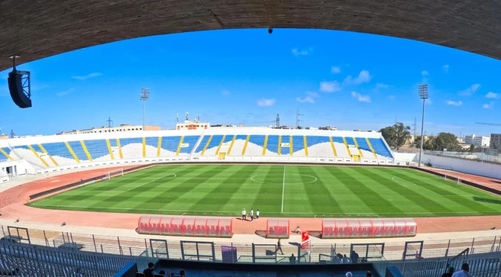 مؤقتاً.. العربي الزاولي يحتضن مباريات الوداد والرجاء