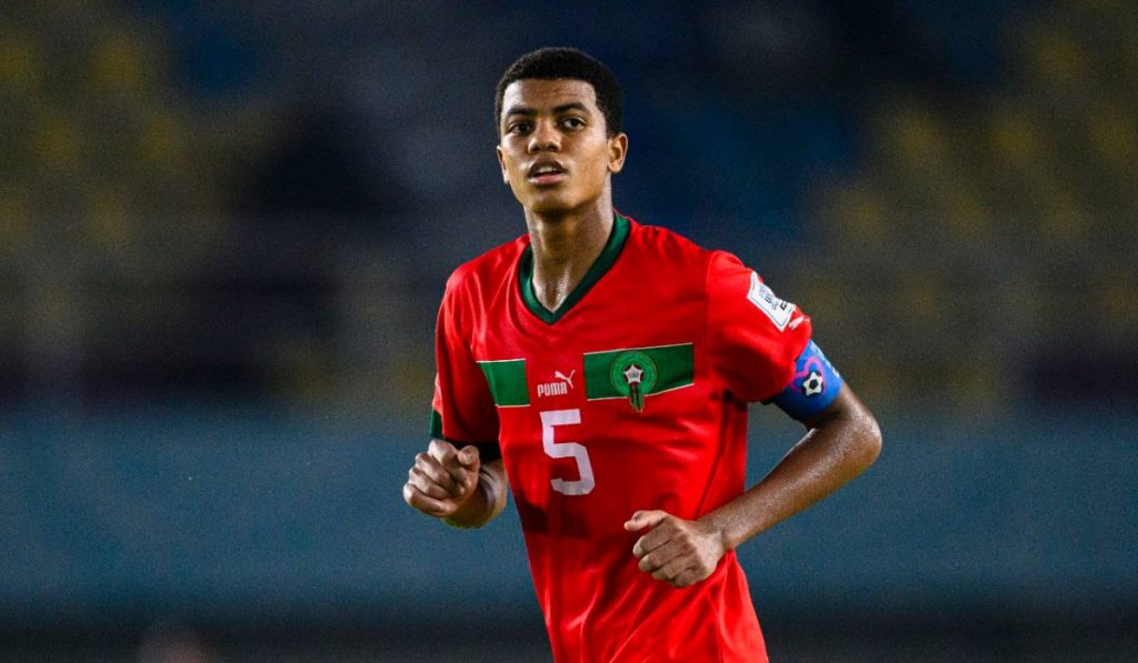 عبد الحميد آيت بودلال يتجه لتمديد عقده مع رين بعد اتفاق مع النادي