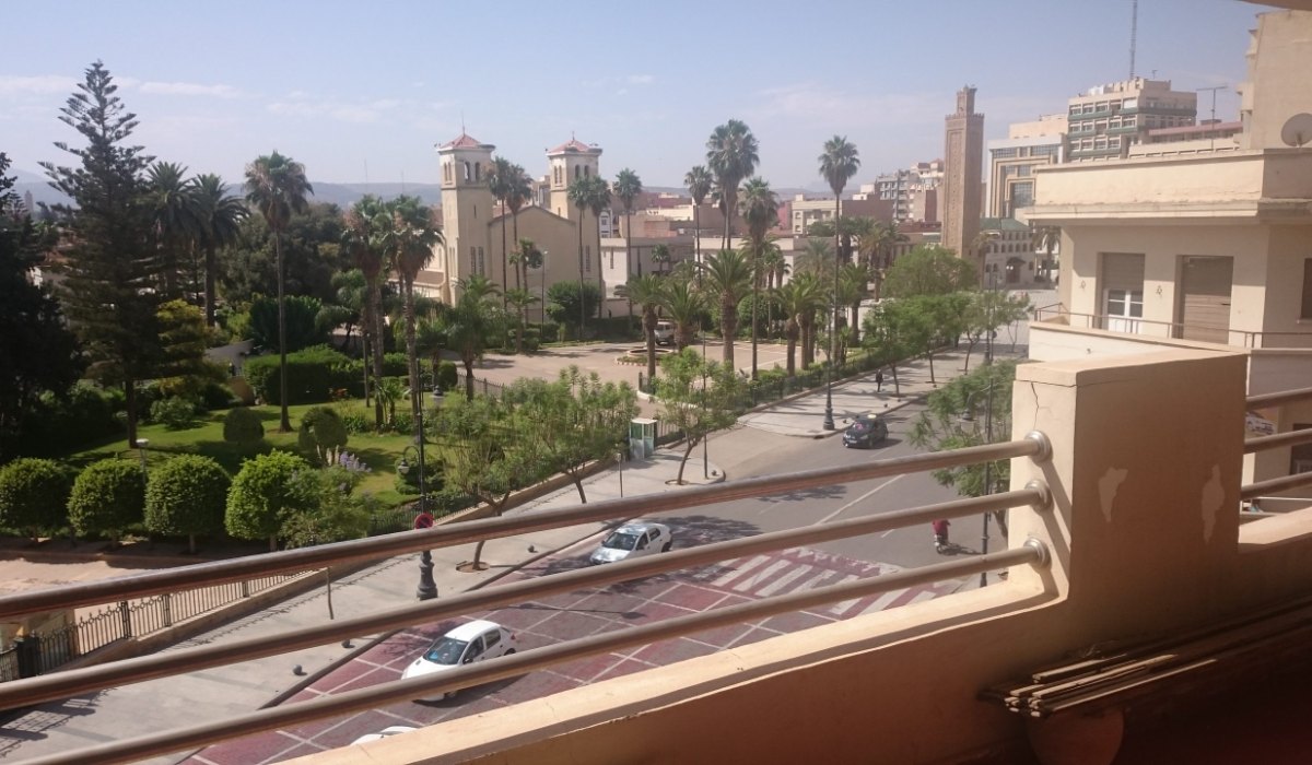 مدينة وجدة: مسجد وكنيسة متجاوران