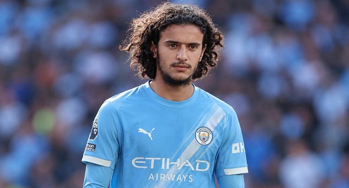 المختاري يشيد ببوعدي: لاعب متطور ومكسب كبير للمنتخب المغربي